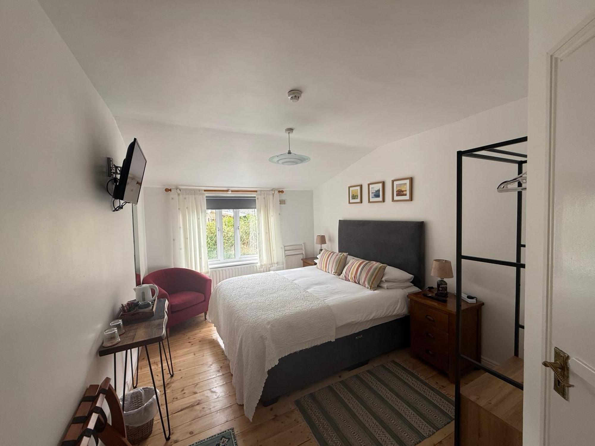 The Old Anchor B&B Annascaul Экстерьер фото